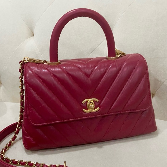 CHANEL Handbags - ❤️❤️Chanel chevron Coco Mini top handle Bag